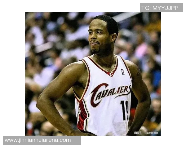 詹姆斯全力支持达蒙琼斯助其在人生道路上不断前行 詹姆斯全力支持达蒙琼斯助其在人生道路上不断前行