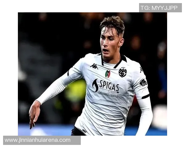 20岁3个月16天F埃斯波西托创意大利国脚进球新纪录 20岁3个月16天F埃斯波西托创意大利国脚进球新纪录