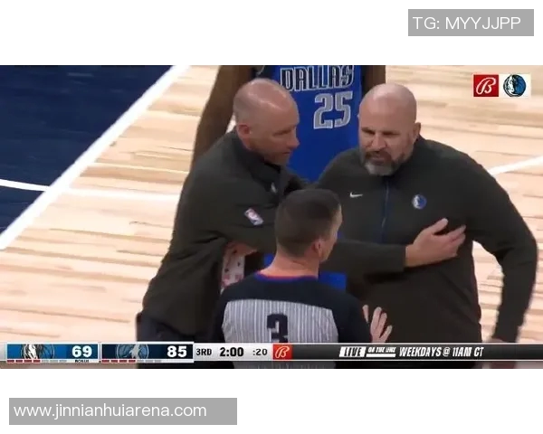 活塞主帅称白魔对CC犯规不当赞扬后者展现出顽强韧性 活塞主帅称白魔对CC犯规不当赞扬后者展现出顽强韧性