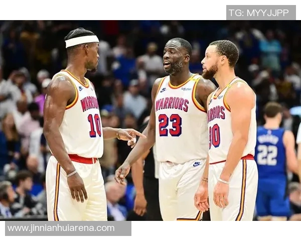 费尔斯与巴特勒场上争吵升级双方各吃技术犯规被驱逐出场