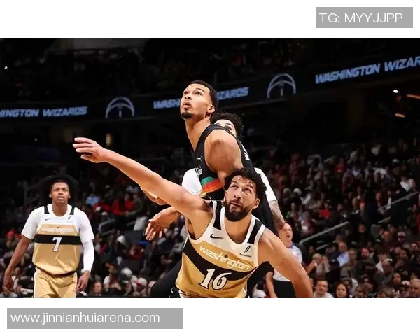 马刺全队七人得分上双展现团队实力文班缺阵依然强势取胜